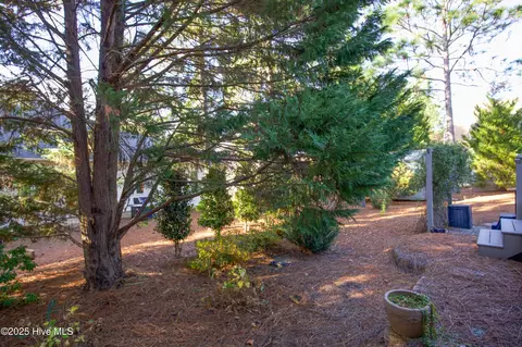 Exterior - 5 Kahkwa Trl, Pinehurst, NC 28374 photo 14 of 15