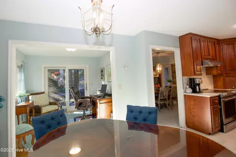Dining - 5 Kahkwa Trl, Pinehurst, NC 28374 photo 10 of 10