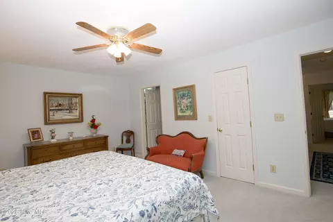 Bedroom - 5 Kahkwa Trl, Pinehurst, NC 28374 photo 2 of 11