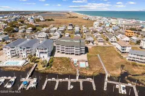111 Florida Ave #3, Carolina Beach, NC 28428