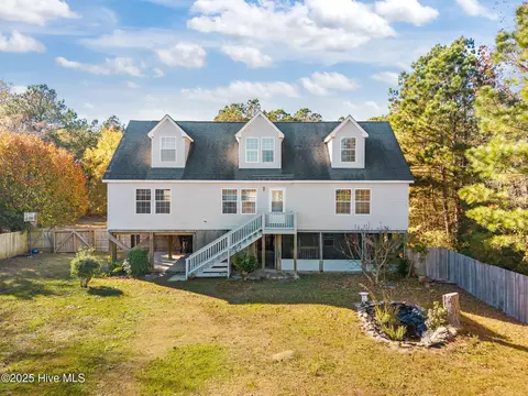 649 Credle Dr, Bath, NC 27808
