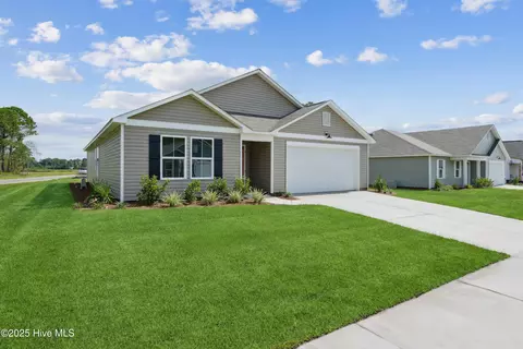 1013 Brooke Ridge Ln, Boiling Spring Lakes, NC 28461