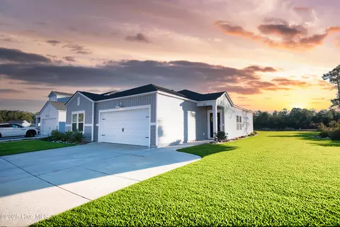 1001 Bourne Dr SW, Ocean Isle Beach, NC 28469