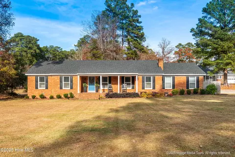 102 Longwood Dr, Pinetops, NC 27864