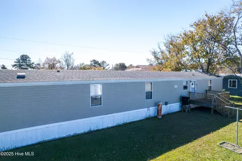 100 Reef Ln, Grandy, NC 27939 photo 4