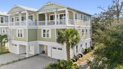 321 Red Lewis Dr #15, Kure Beach, NC 28449