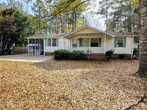 451 Baker Dr SW, Supply, NC 28462
