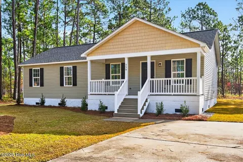 558 Prospect Rd, Southport, NC 28461