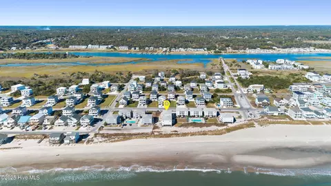 View/Area - 447 E 2nd St #E17, Ocean Isle Beach, NC 28469 photo 4 of 7