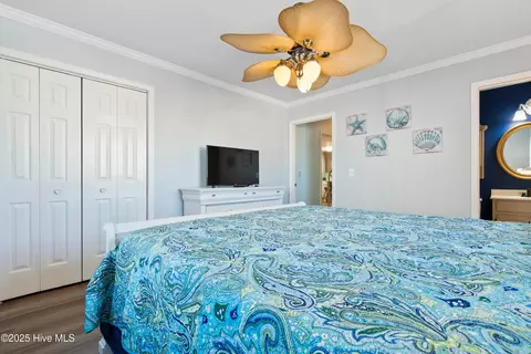 Bedroom - 447 E 2nd St #E17, Ocean Isle Beach, NC 28469 photo 3 of 5