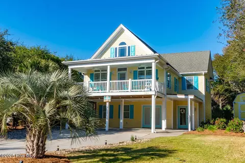 151 Doe Dr, Emerald Isle, NC 28594