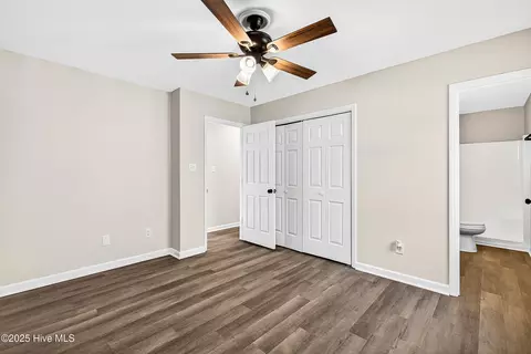 403 E Volant St, Hubert, NC 28539 photo 16