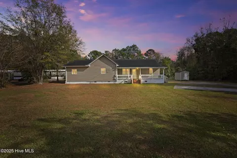 286 Horizon Ln, Jacksonville, NC 28540