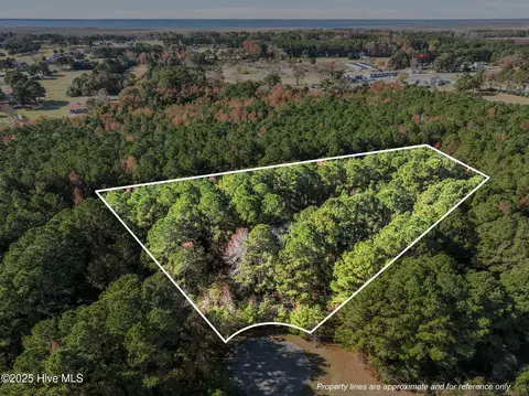 110 Betsy Ct, Grandy, NC 27939