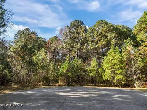 108 Betsy Ct, Grandy, NC 27939 photo 2
