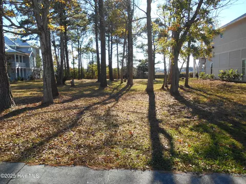 3465 Scupper SE, Southport, NC 28461