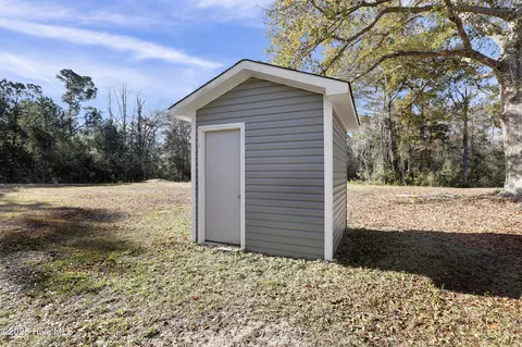 Exterior - 270 Williams Store Rd, Hampstead, NC 28443 photo 3 of 3