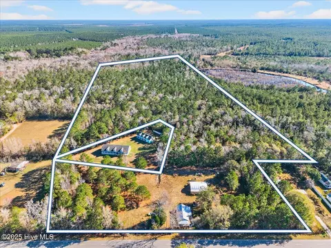 1986 Big Neck Rd NW, Ash, NC 28420