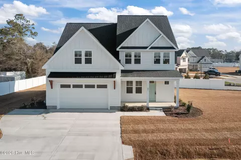 201 Coastline Cir, Cedar Point, NC 28584
