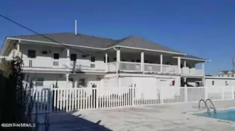 303 Henderson Blvd #14, Atlantic Beach, NC 28512