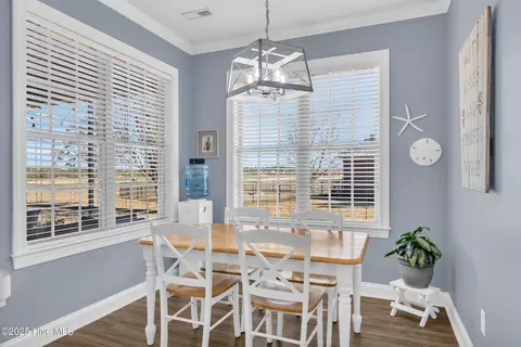 Dining - 100 Scotlands Ct, Hampstead, NC 28443 photo 3 of 3