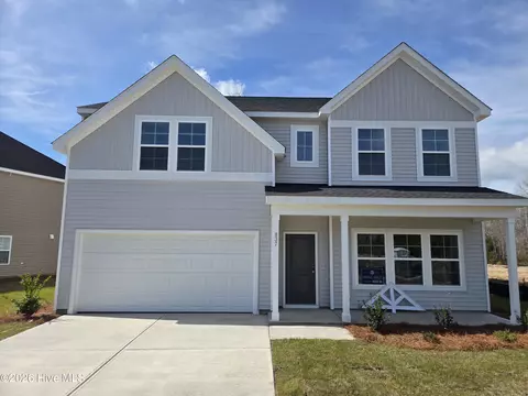 837 Schoolfield Dr, Sneads Ferry, NC 28460