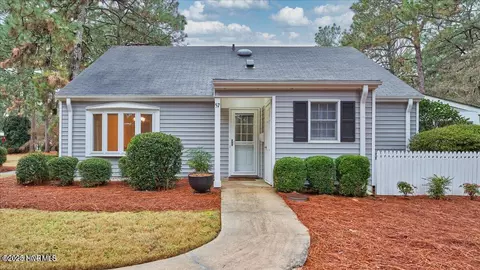 57 Village Green Cir, Southern Pines, NC 28387