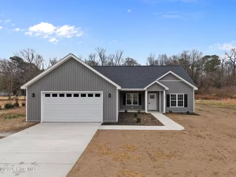 317 W Washington St, Bethel, NC 27812