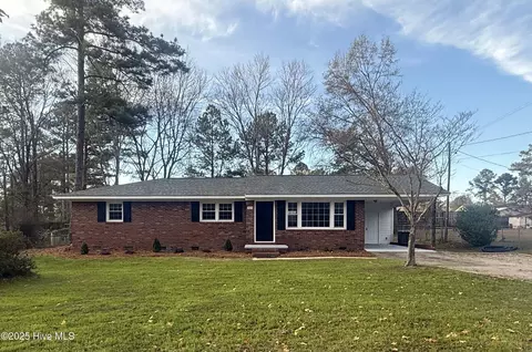 919 Richmond Rd, Rockingham, NC 28379