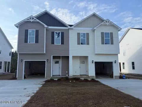 109 Crab Claw Spit Ln, Jacksonville, NC 28546