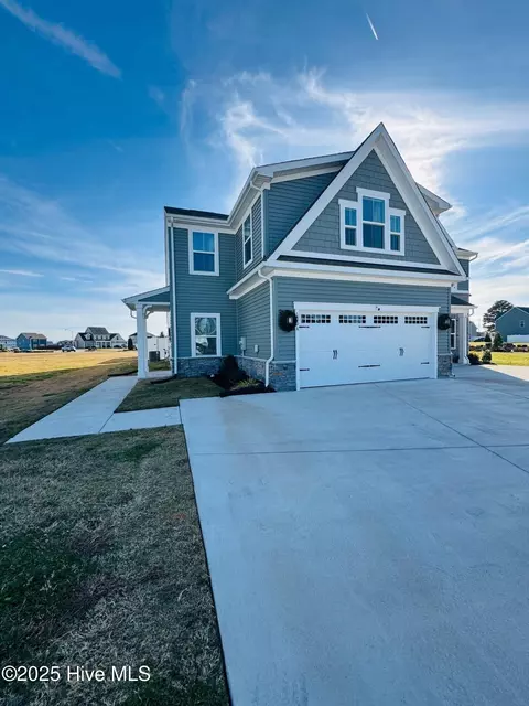 100 Spinnaker St #A, Elizabeth City, NC 27909