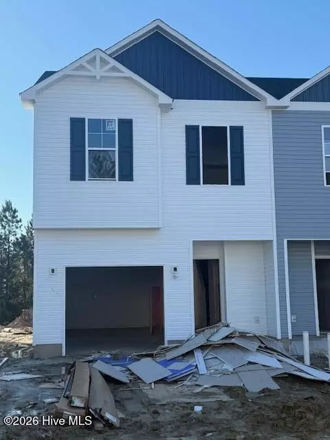 113 Crab Claw Spit Ln, Jacksonville, NC 28546