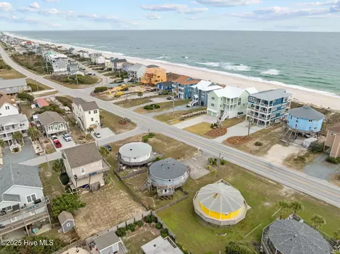 3045 Island Dr, North Topsail Beach, NC 28460