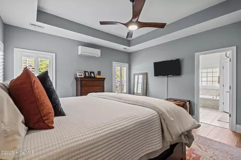 Bedroom - 426 Canter Crest Rd, Hampstead, NC 28443 photo 3 of 10