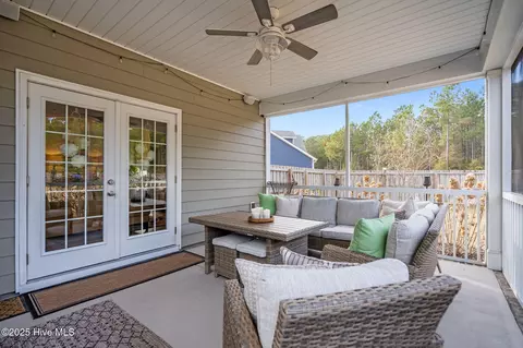 Exterior - 426 Canter Crest Rd, Hampstead, NC 28443 photo 6 of 11