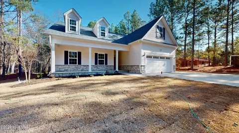 363 Chestnut Dr, Vass, NC 28394