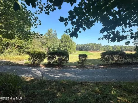 19 Granger Dr, Pinehurst, NC 28374