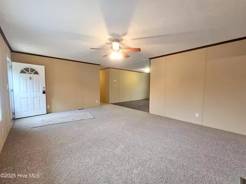 97 Lacewell St, Riegelwood, NC 28456