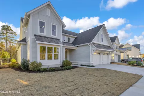 4214 Watersail Dr #157, Wilmington, NC 28409