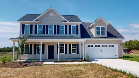 130 Spring Meadows Dr, Aberdeen, NC 28315