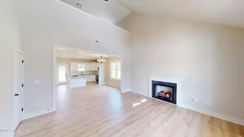 Living - 131 Spring Meadows Dr, Aberdeen, NC 28315 photo 2 of 3