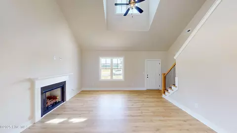 Living - 131 Spring Meadows Dr, Aberdeen, NC 28315 photo 3 of 3
