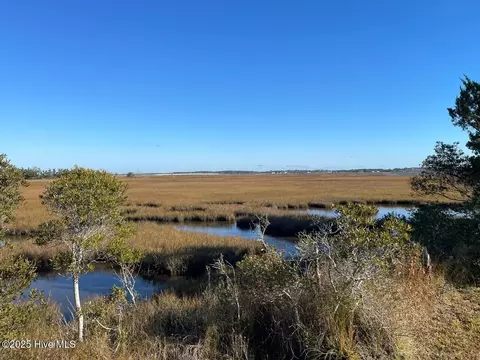 3102 Us-70, Beaufort, NC 28516