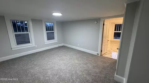 Bedroom - 660 Evers Rd, Bladenboro, NC 28320 photo 4 of 4