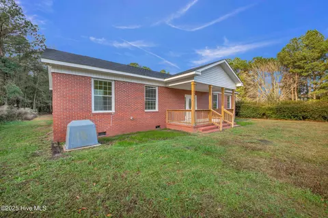 4993 Penderlea Hwy, Willard, NC 28478 photo 3