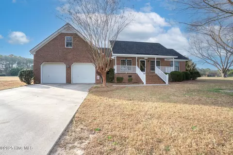 3454 Flora Ln, Rocky Mount, NC 27803
