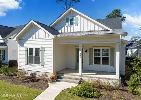 341 Cornubia Dr, Castle Hayne, NC 28429