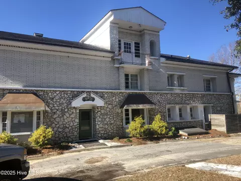 369 Holly Ridge Rd, Holly Ridge, NC 28445