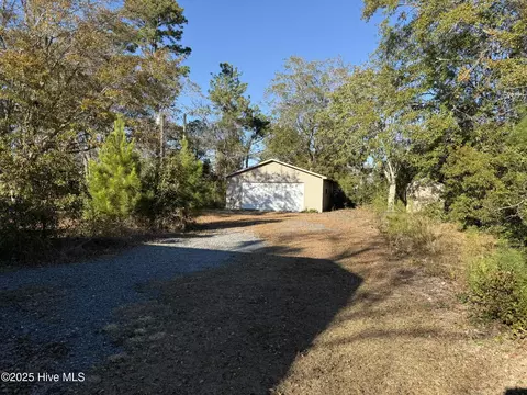 771 Factory Rd, Hampstead, NC 28443 photo 5