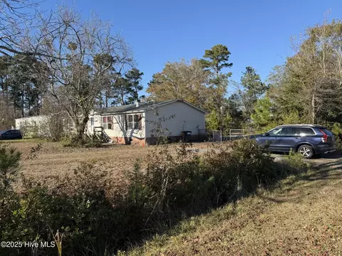 771 Factory Rd, Hampstead, NC 28443 photo 4
